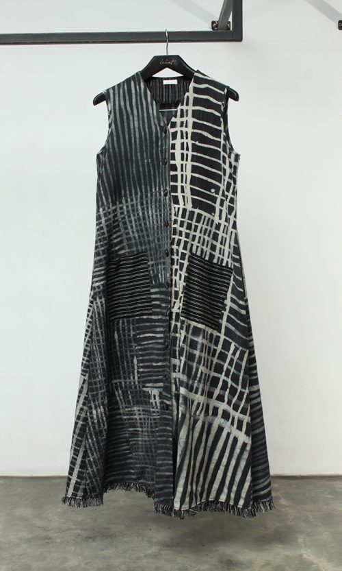 Batik-Dyed Sleeveless Dress with Pockets