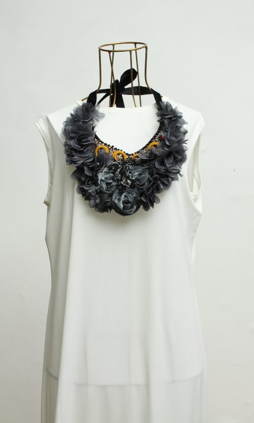 Flowery Grey Embellish Necklace