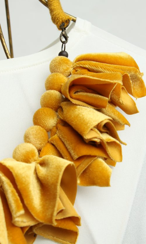 Petasan Betawi Necklace in Yellow Tamarind