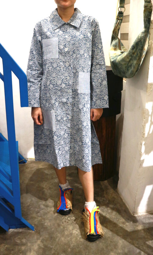 LEKAT DUA Floral Blue Midi Dress