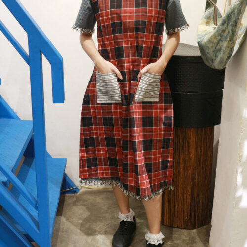 LEKAT DUA Checkered Dress Maroon Sleeveles