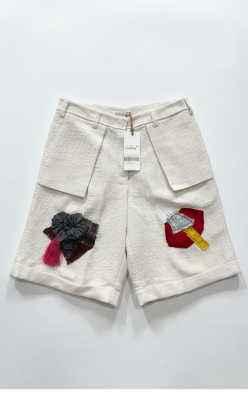LEKAT DUA Tweed Patchy White Shorts