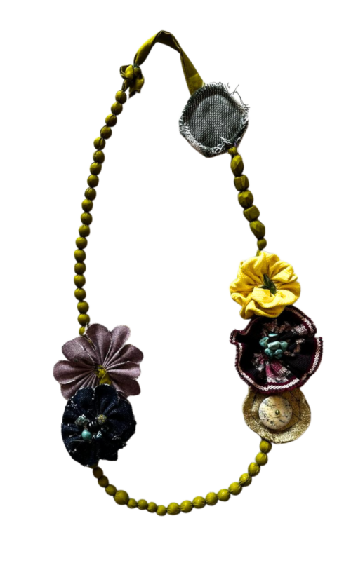 LEKAT Vintage Floral Beaded Necklace