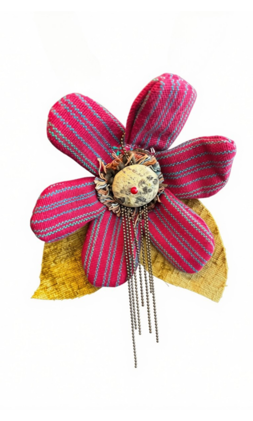 LEKAT Stripe Pattern Petal Brooch