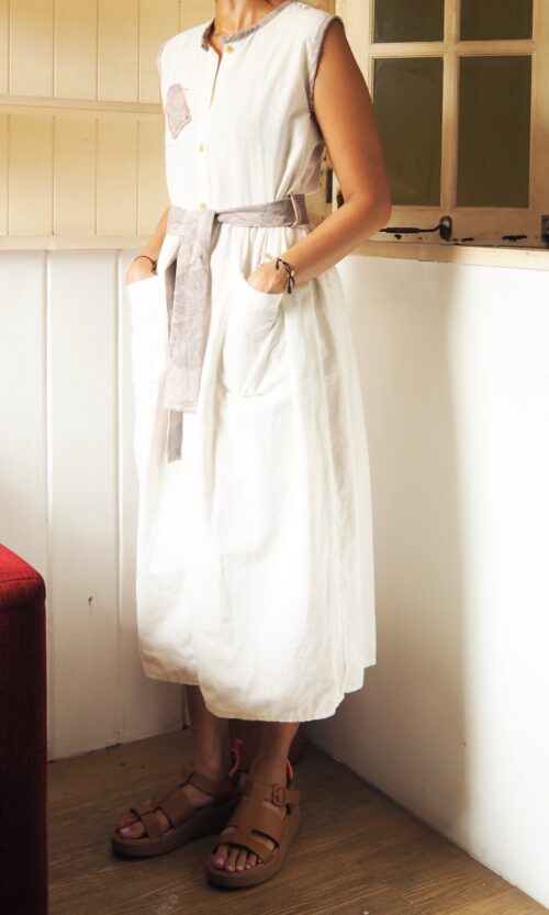 LEKAT DUA Sleeveless White Dress Linen Belt